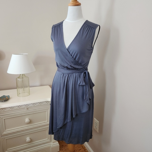 NWOT LOFT SOFT KNIT FAUX WRAP DRESS - Picture 1 of 8